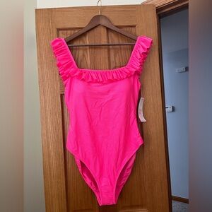 🆕 LILLY PULITZER AEMMA RUFFLE ONE-PIECE